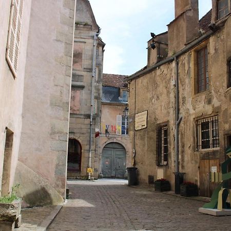 Bed and Breakfast Le Boudoir D'Artiste Semur-en-Auxois Esterno foto